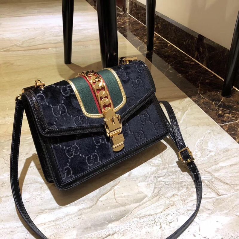 gucci 524405