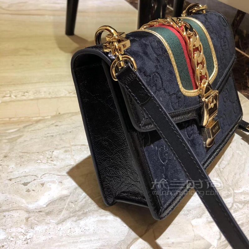 gucci 524405