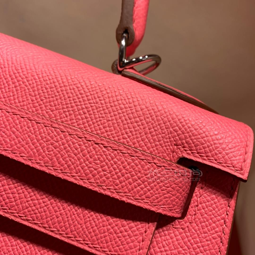 爱马仕凯莉包hermes kelly 28cm epsom 8w唇膏粉 银扣