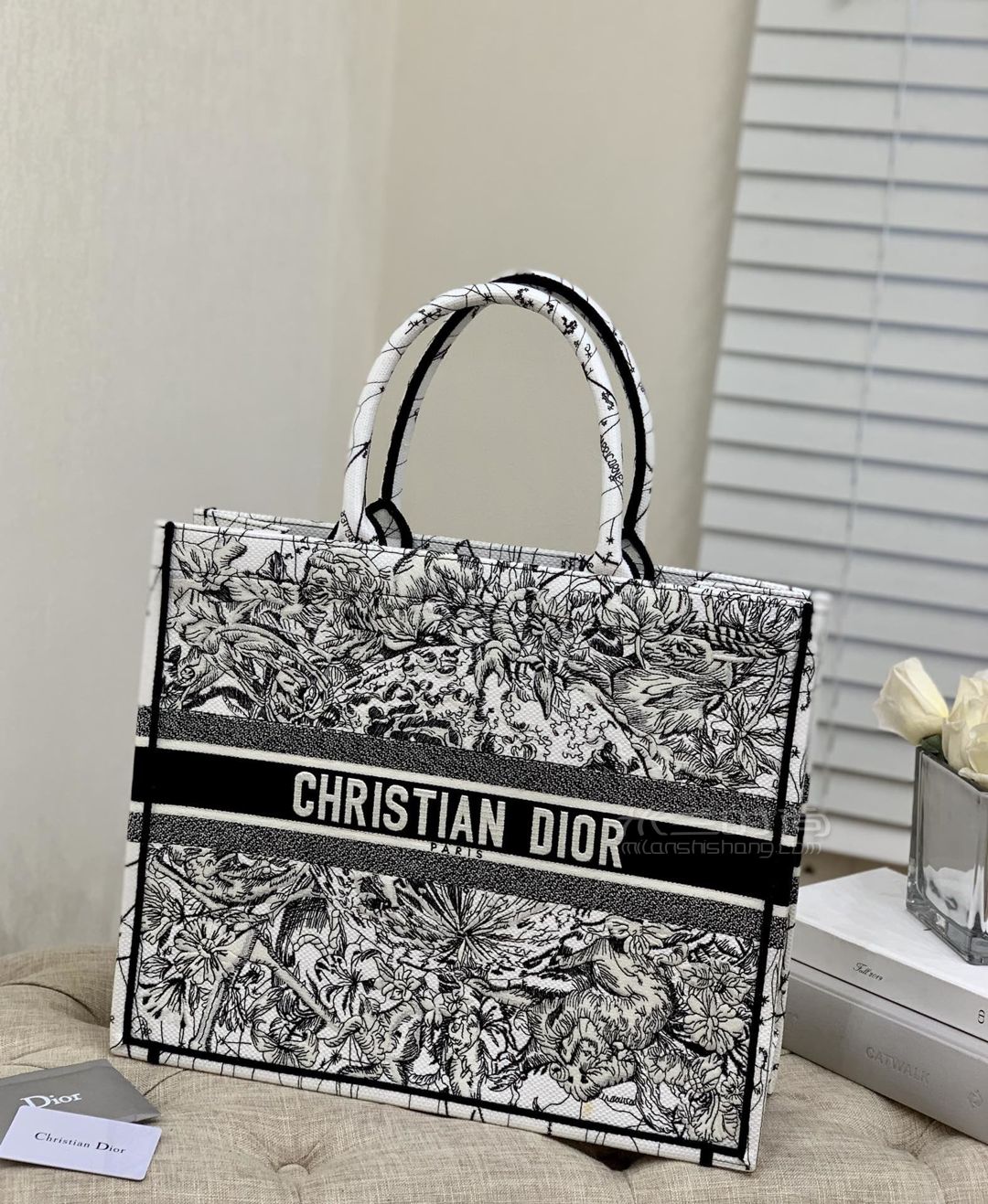 【dior購物袋】黑白星座托特包 book tote 42cm大號_米蘭時尚包包網